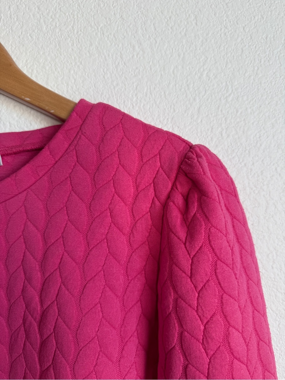 NWOT Miss Sparkling Hot Pink Textured Puff Sleeve Knit Sweater Womens Size Small - Picture 7 of 9